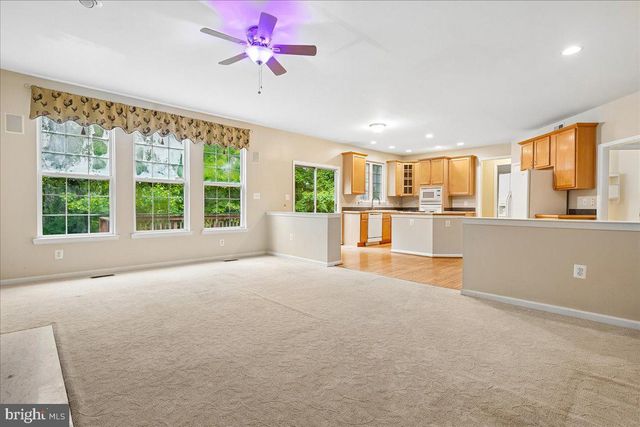 4114 CARDINAL CREST DR, Woodbridge, VA 22193