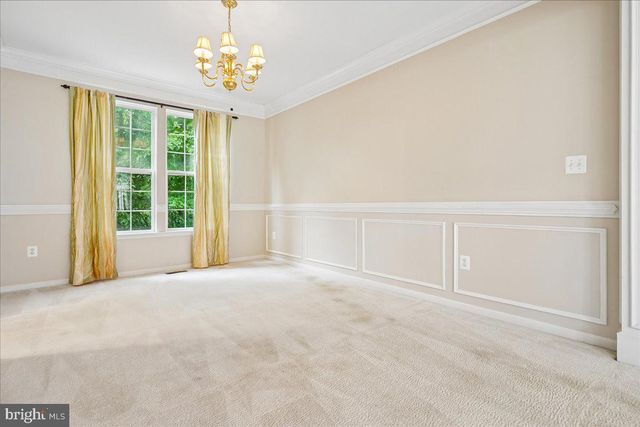 4114 CARDINAL CREST DR, Woodbridge, VA 22193
