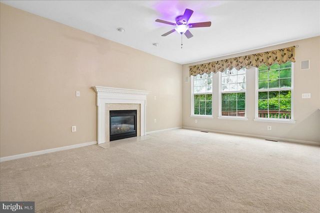 4114 CARDINAL CREST DR, Woodbridge, VA 22193