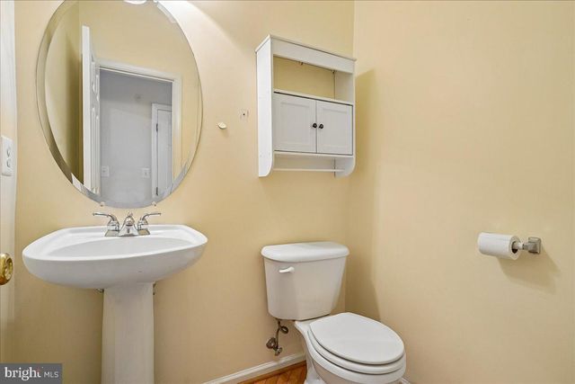 4114 CARDINAL CREST DR, Woodbridge, VA 22193