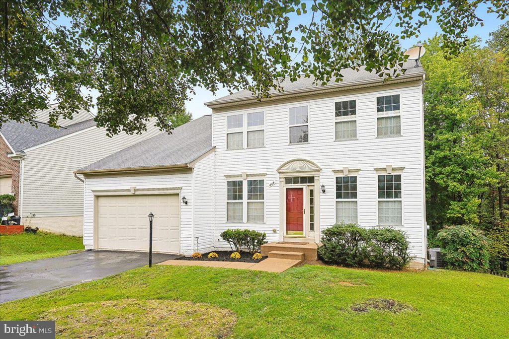 4114 CARDINAL CREST DR, Woodbridge, VA 22193