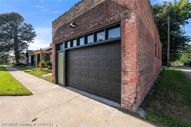 1123 S 23rd Street, Fort Smith, AR 72901