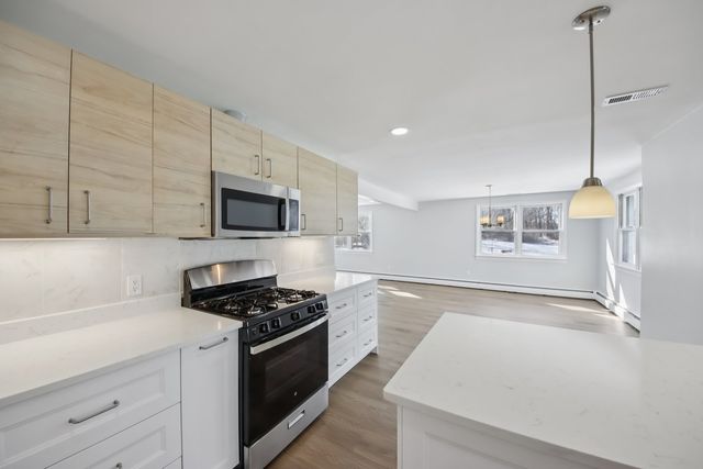 42088 N Old Lake Avenue, Antioch, IL 60002