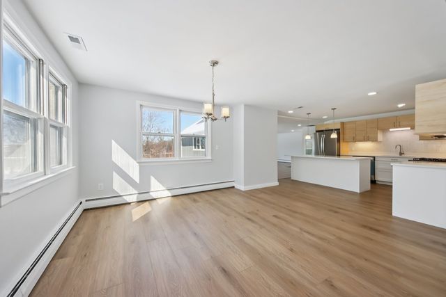 42088 N Old Lake Avenue, Antioch, IL 60002