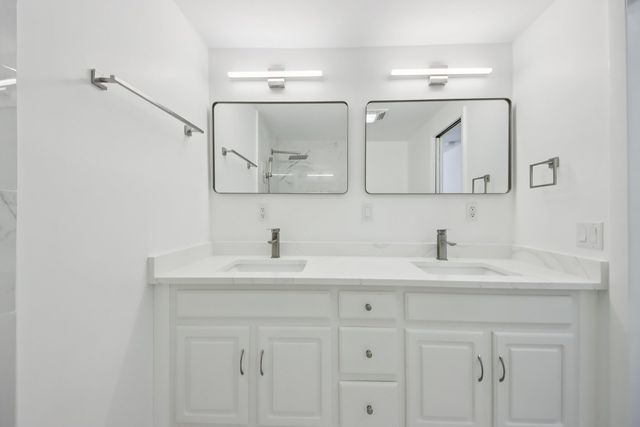 42088 N Old Lake Avenue, Antioch, IL 60002