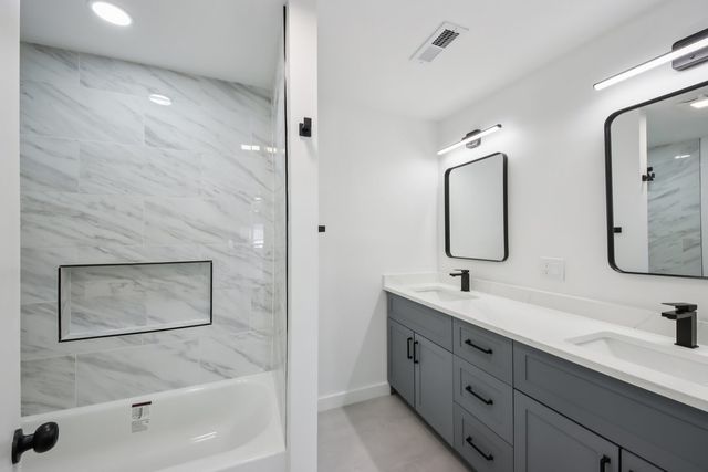 42088 N Old Lake Avenue, Antioch, IL 60002