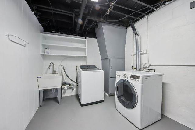 42088 N Old Lake Avenue, Antioch, IL 60002