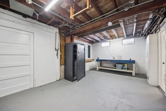 42088 N Old Lake Avenue, Antioch, IL 60002