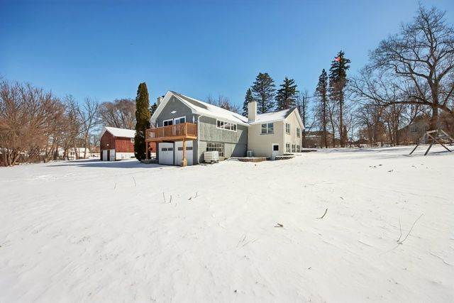 42088 N Old Lake Avenue, Antioch, IL 60002