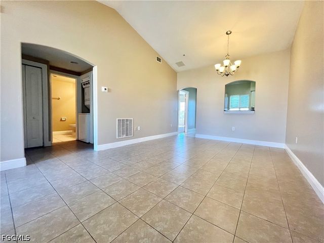 4175 Castilla CIR 203, Fort Myers, FL 33916