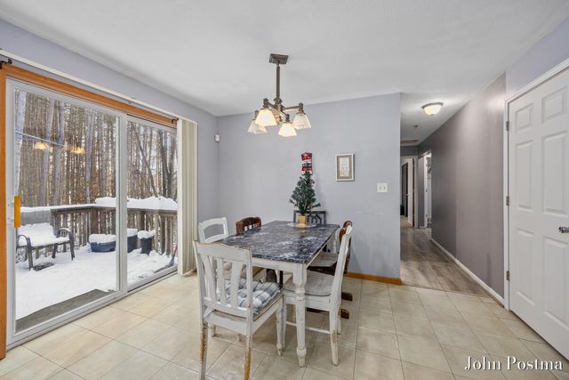 17276 Violet Ruth Drive, Cedar Springs, MI 49319