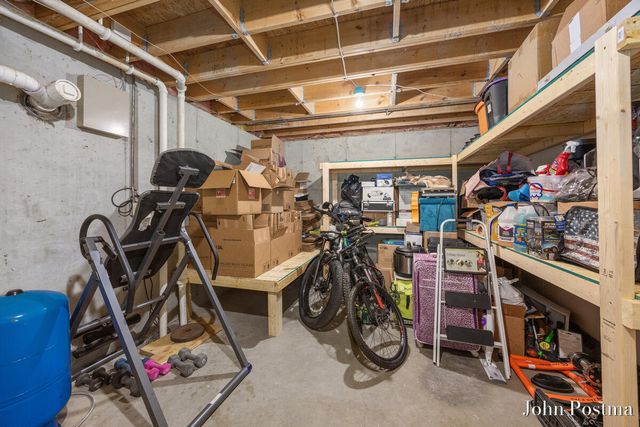 17276 Violet Ruth Drive, Cedar Springs, MI 49319