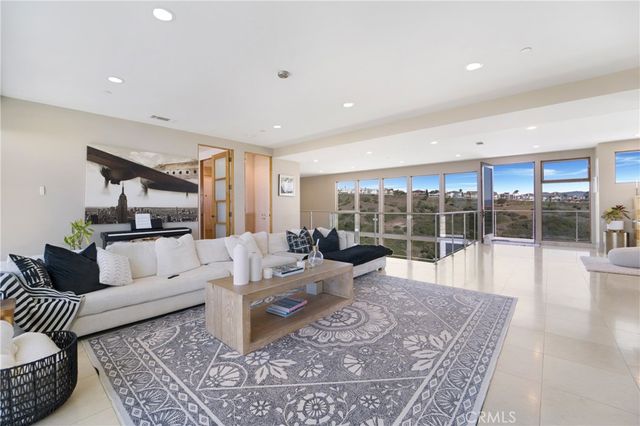 875 Avenida Salvador, San Clemente, CA 92672