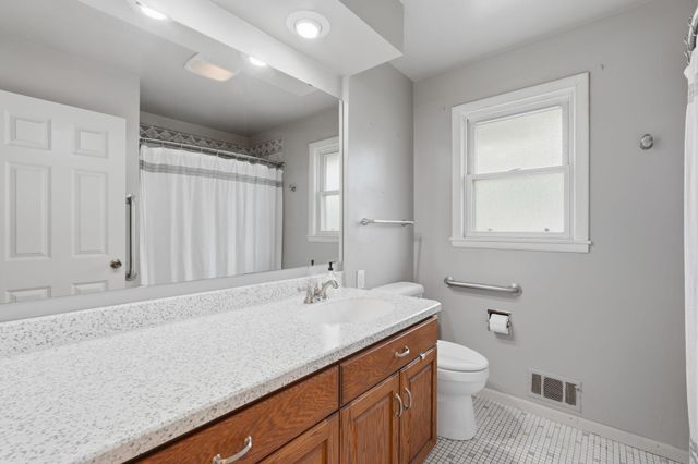 502 15th Street W, Hastings, MN 55033