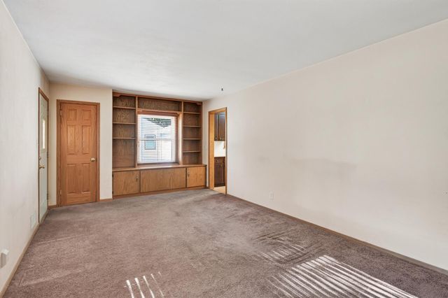 2909 Pascal Street, Roseville, MN 55113