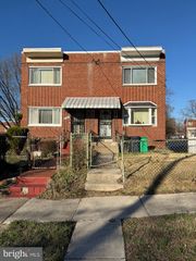 1804 LONGFELLOW ST, Hyattsville, MD 20782