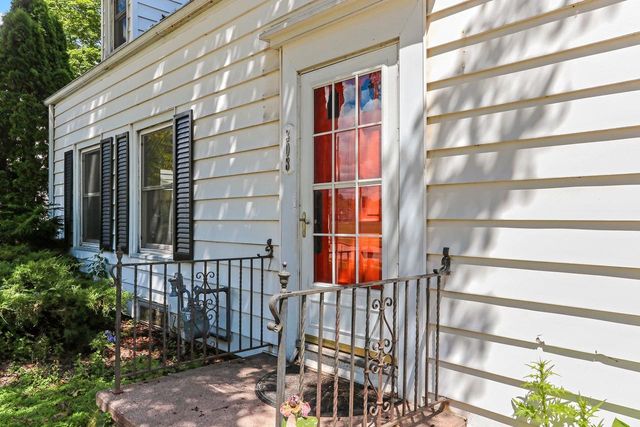 308 E GLENDALE AVENUE, Appleton, WI 54911