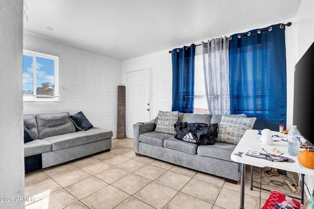 1410 W CHERYL Drive, Phoenix, AZ 85021