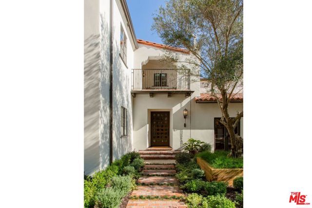 624 N Arden Drive, Beverly Hills, CA 90210