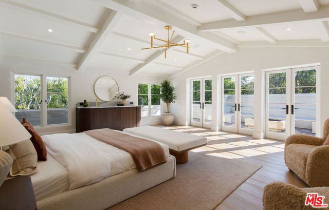 624 N Arden Drive, Beverly Hills, CA 90210