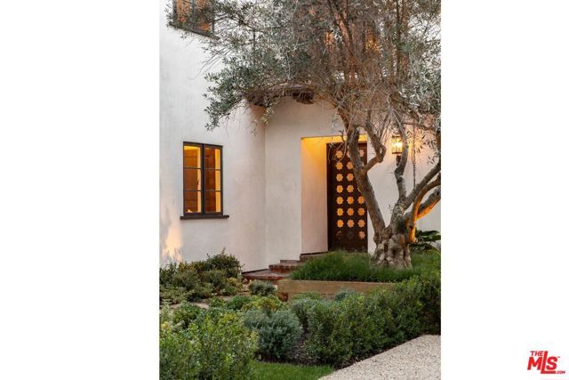 624 N Arden Drive, Beverly Hills, CA 90210