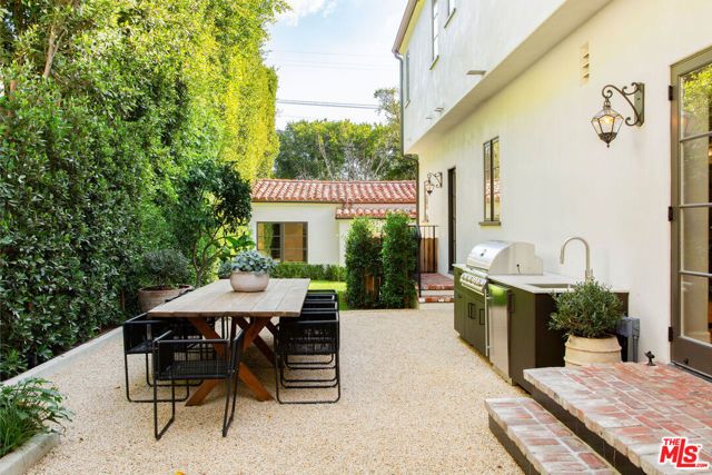 624 N Arden Drive, Beverly Hills, CA 90210