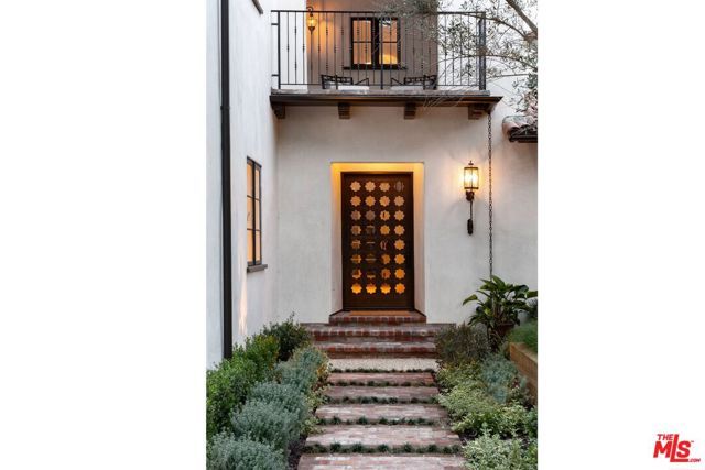 624 N Arden Drive, Beverly Hills, CA 90210