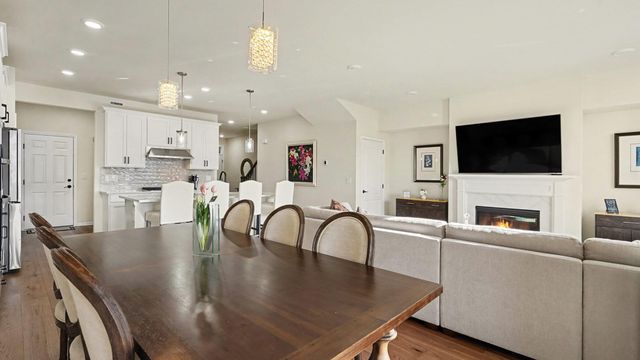 5512 E Spaniel Drive, Ann Arbor, MI 48108