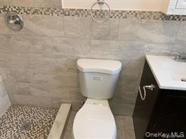 16 Park Avenue, White Plains, NY 10603