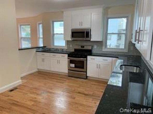 16 Park Avenue, White Plains, NY 10603