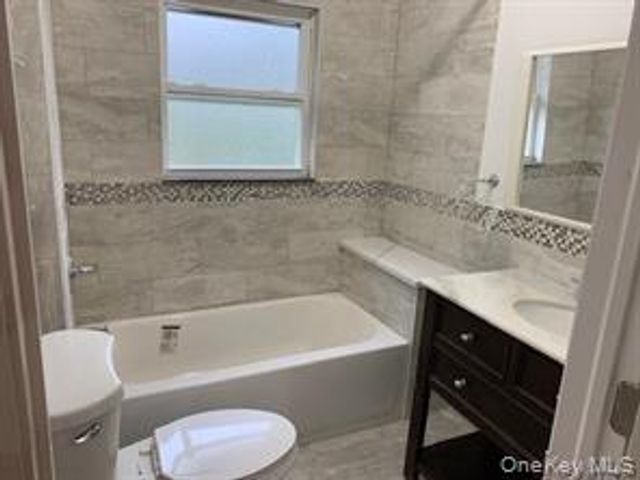 16 Park Avenue, White Plains, NY 10603