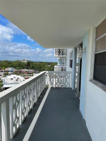 13155 Ixora Court 901, North Miami, FL 33181