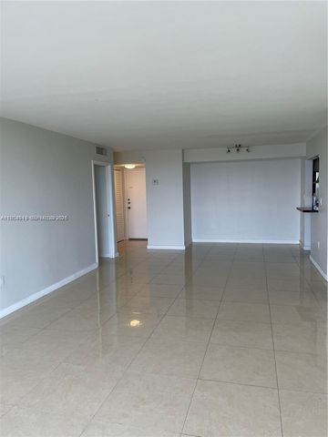 13155 Ixora Court 901, North Miami, FL 33181