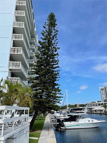13155 Ixora Court 901, North Miami, FL 33181