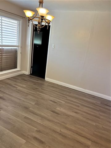 1330 Florida Ave, Corpus Christi, TX 78415