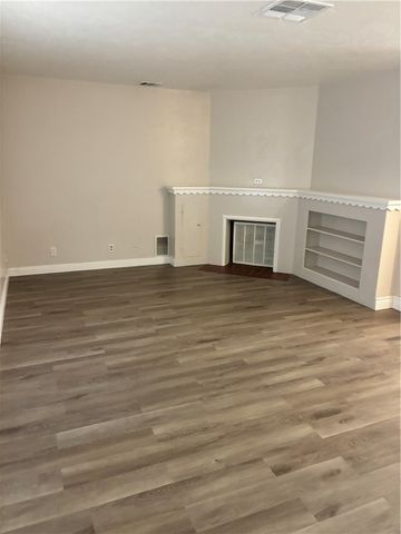 1330 Florida Ave, Corpus Christi, TX 78415