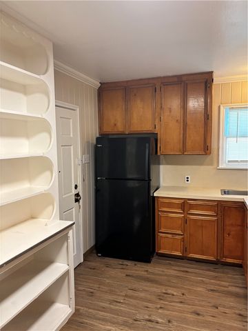 1330 Florida Ave, Corpus Christi, TX 78415