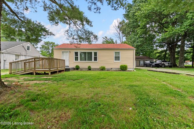 1263 Forest Dr, Louisville, KY 40219