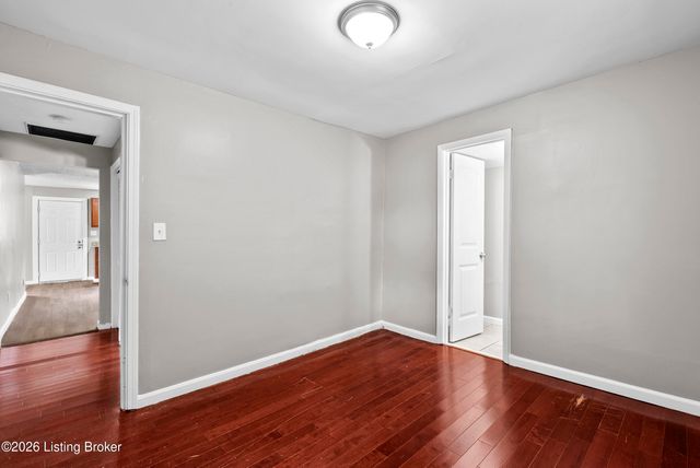 1263 Forest Dr, Louisville, KY 40219