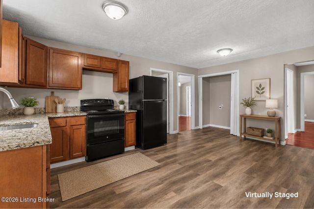 1263 Forest Dr, Louisville, KY 40219