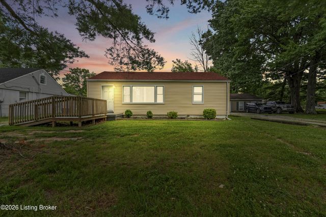 1263 Forest Dr, Louisville, KY 40219