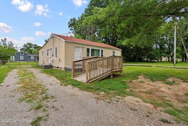 1263 Forest Dr, Louisville, KY 40219