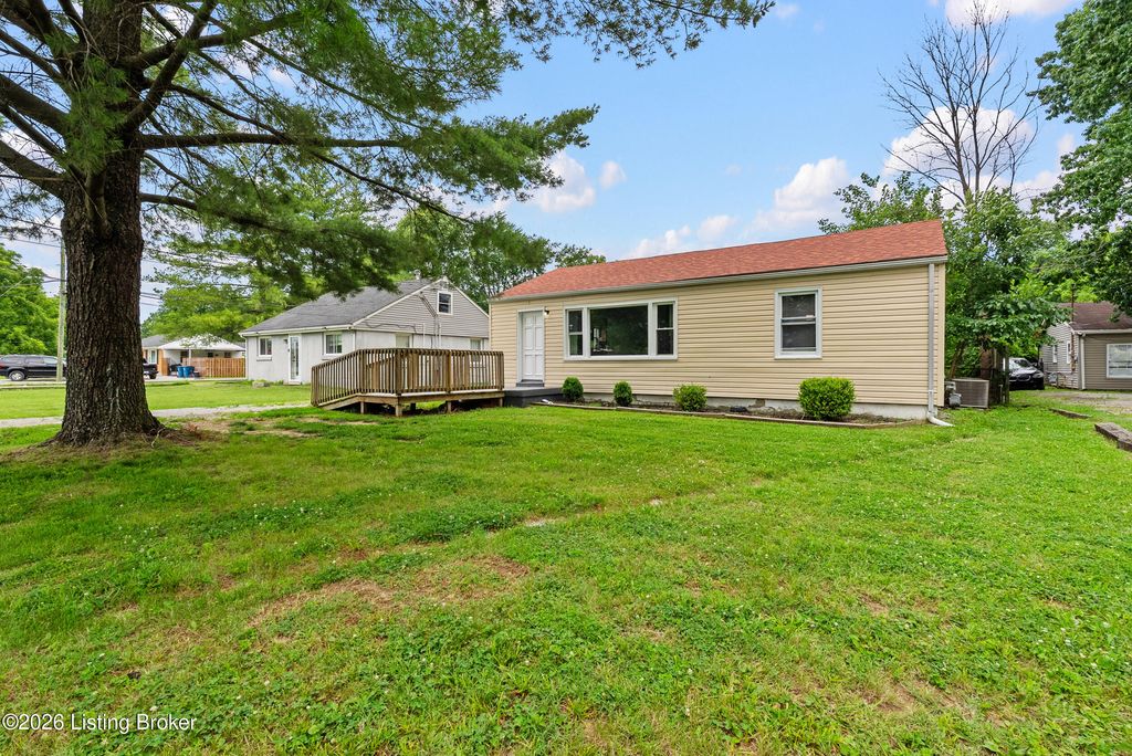 1263 Forest Dr, Louisville, KY 40219