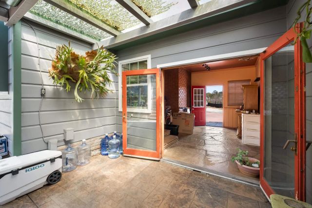 8710 Echo Dr, La Mesa, CA 91941