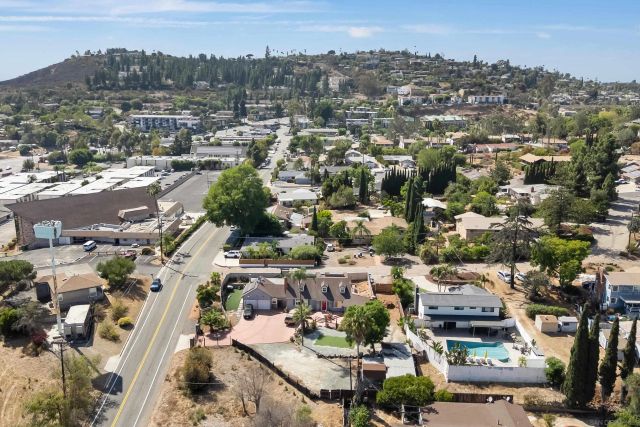 8710 Echo Dr, La Mesa, CA 91941