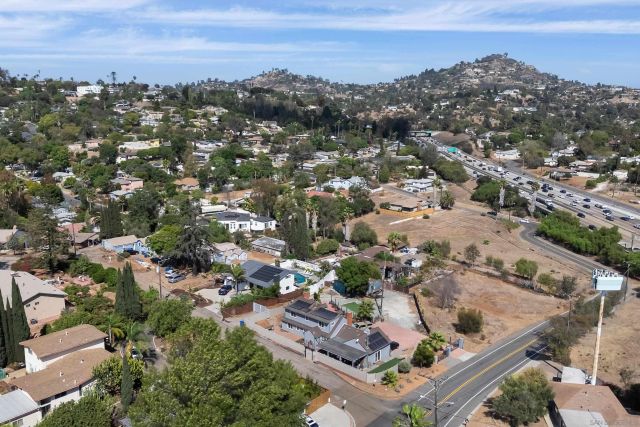 8710 Echo Dr, La Mesa, CA 91941