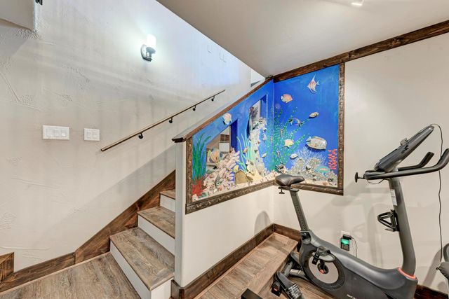 303 Left LN, Horseshoe Bay, TX 78657