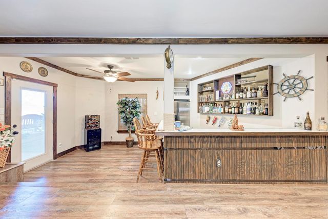 303 Left LN, Horseshoe Bay, TX 78657