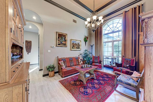 303 Left LN, Horseshoe Bay, TX 78657