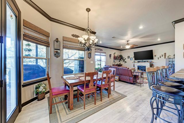 303 Left LN, Horseshoe Bay, TX 78657